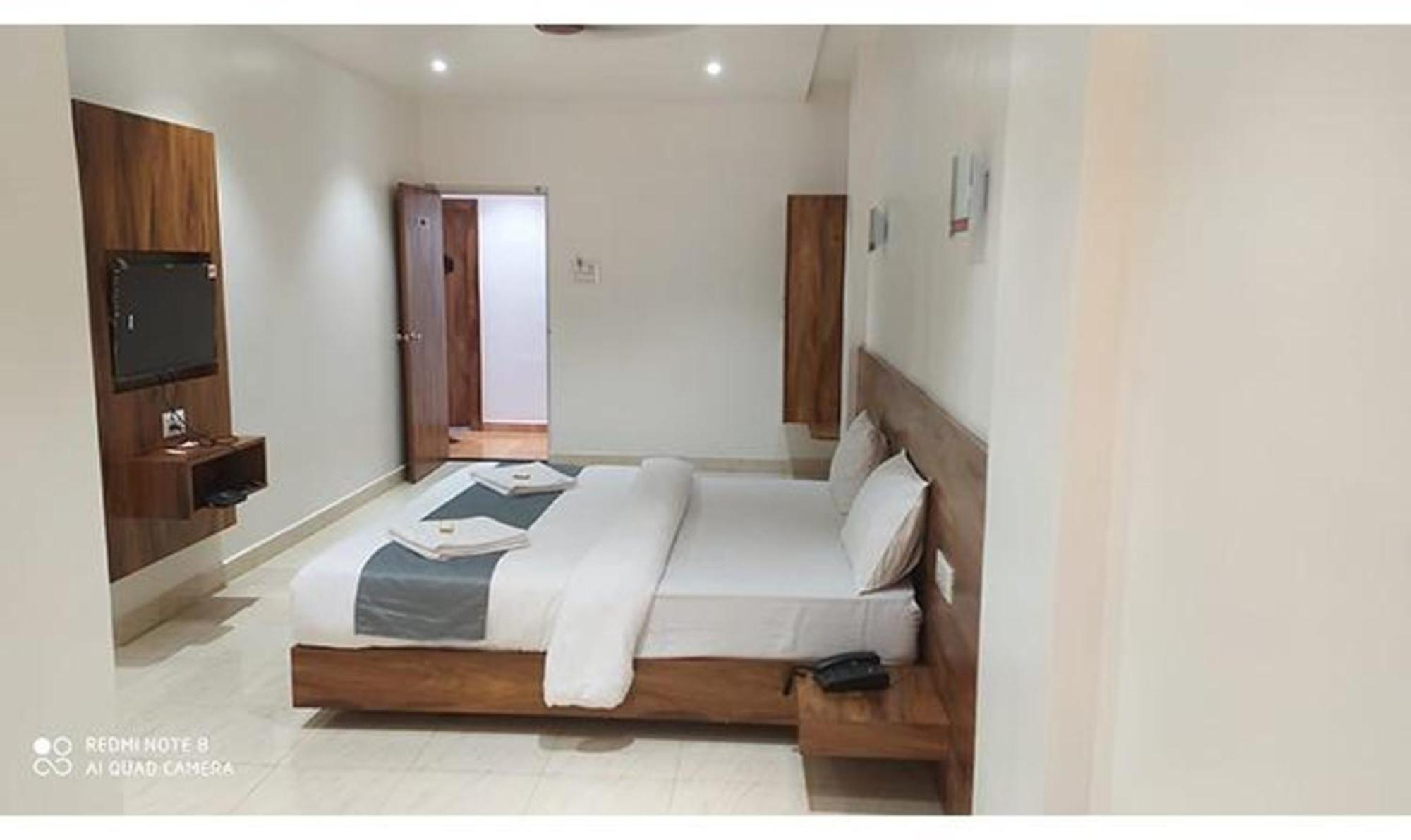 Fabhotel Omkar Pride Pune Zewnętrze zdjęcie